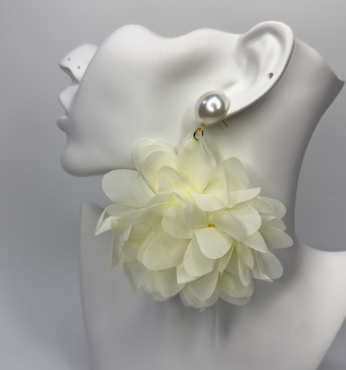 Summer Pearls Earrings