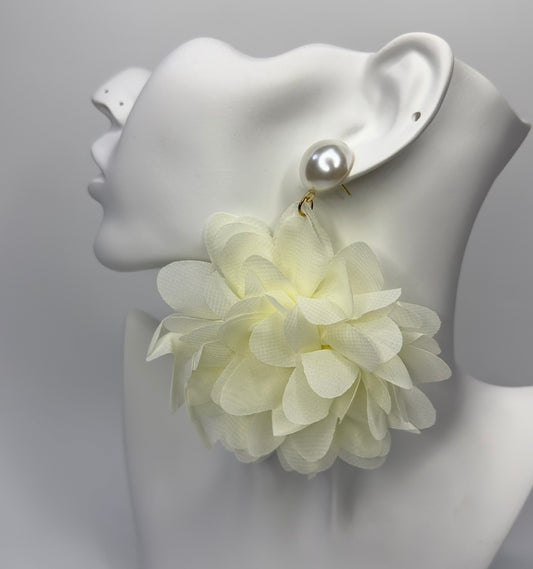 Summer Pearls Earrings